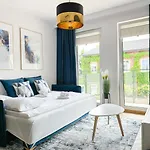 Apartman Dmk Blue Near Warsaw-modlin Airport Nowy Dwór Mazowiecki