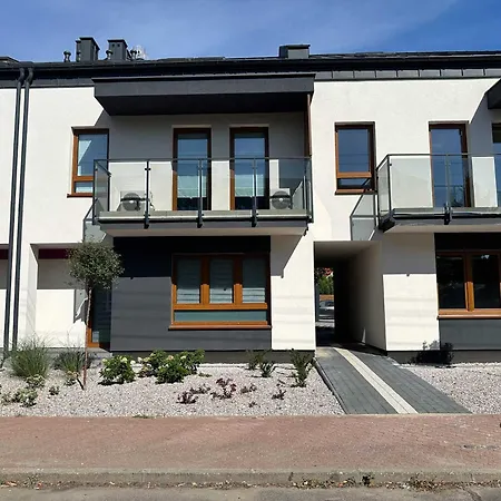Apartment Dmk Blue Near Warsaw-modlin Airport *